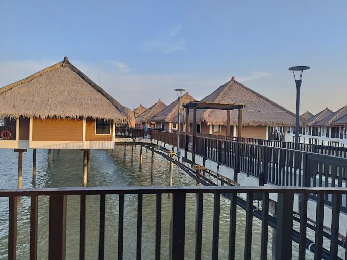 Ark Goldcoast Resort Sepang Exterior foto